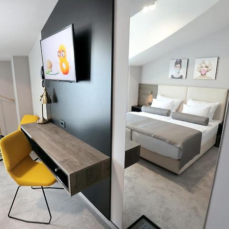 Hotel Milenij Makarska Luaran gambar