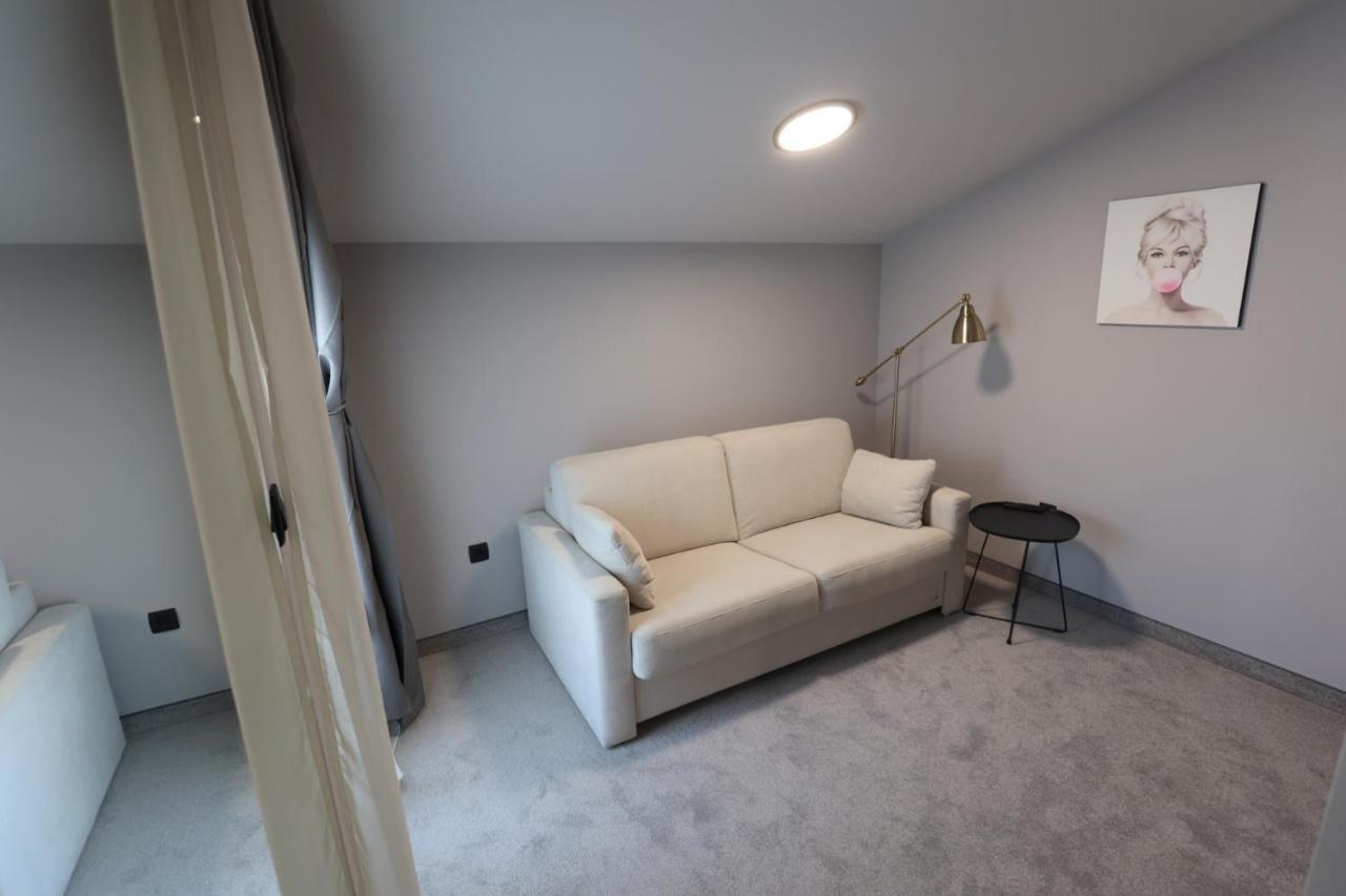 Hotel Milenij Makarska Luaran gambar