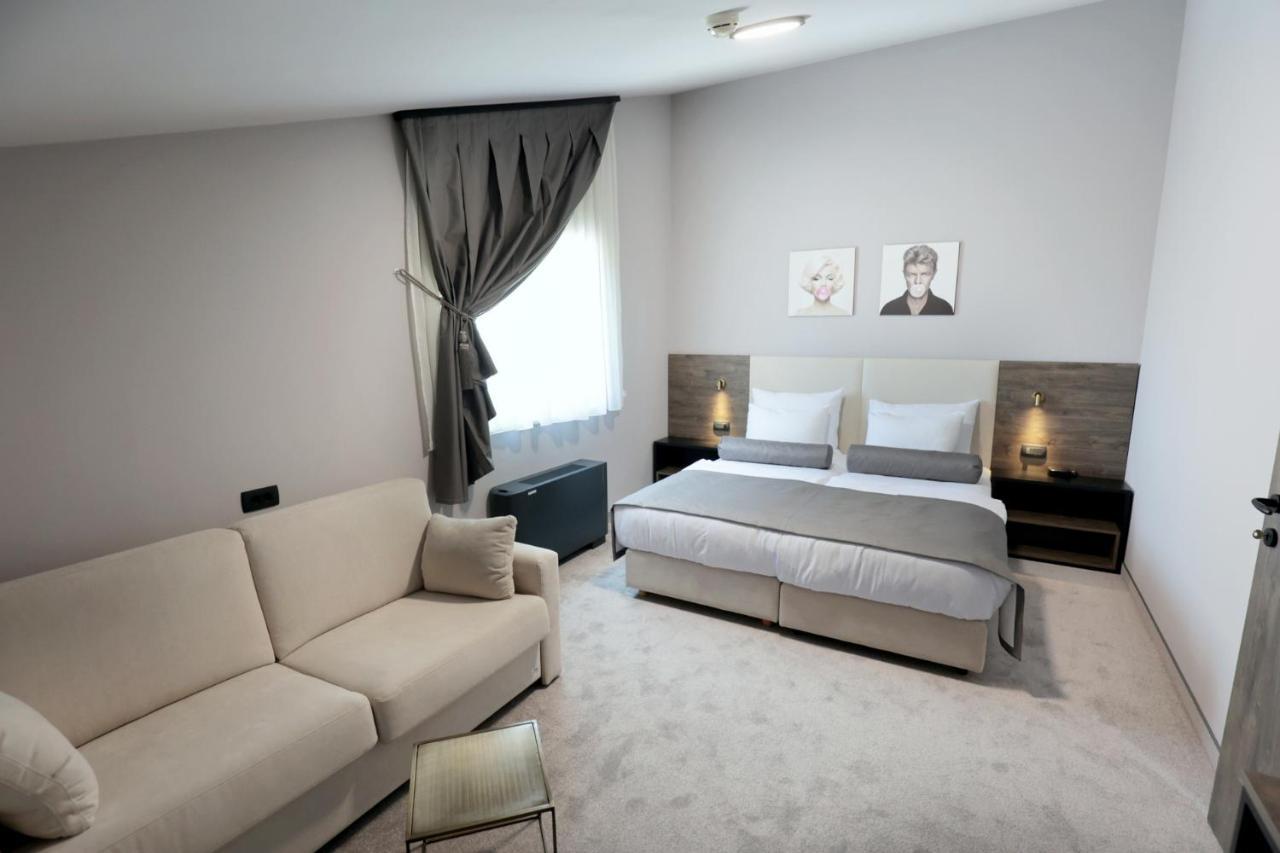 Hotel Milenij Makarska Luaran gambar