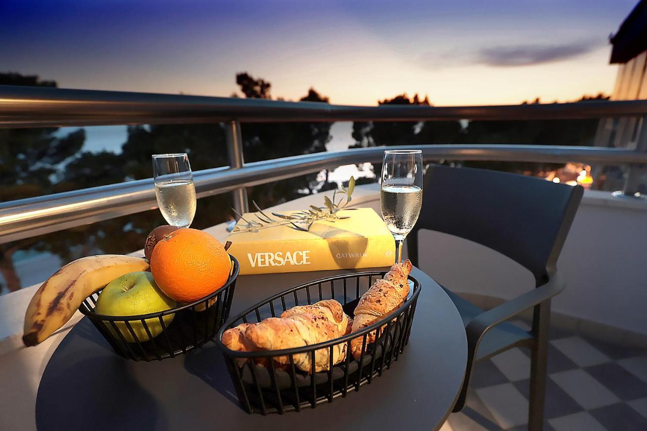 Hotel Milenij Makarska Luaran gambar