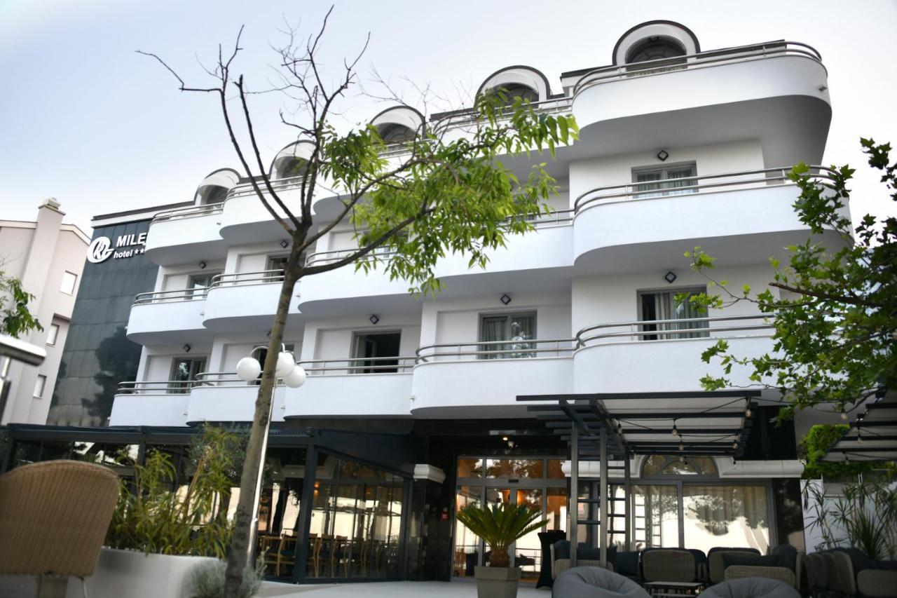 Hotel Milenij Makarska Luaran gambar