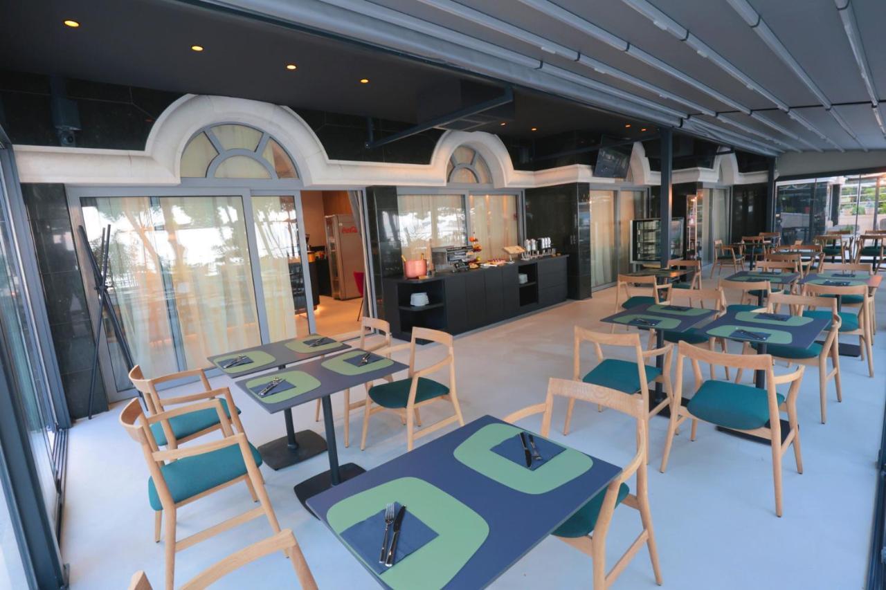 Hotel Milenij Makarska Luaran gambar